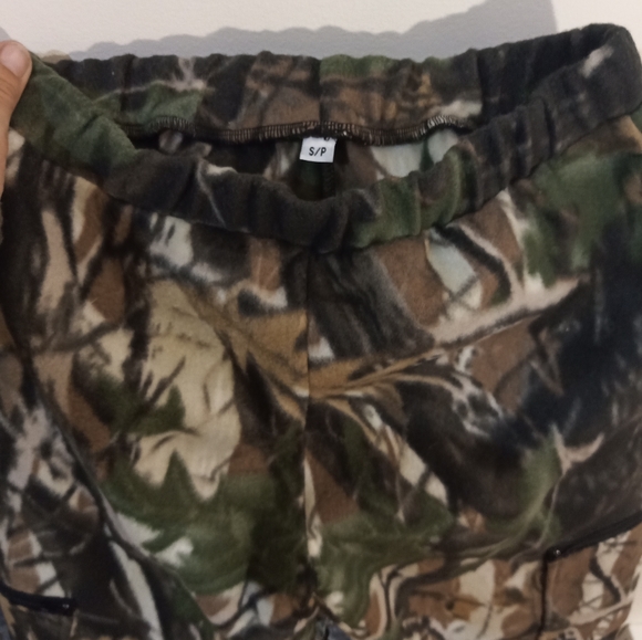 Fleecy habits - Picture 3 of 4